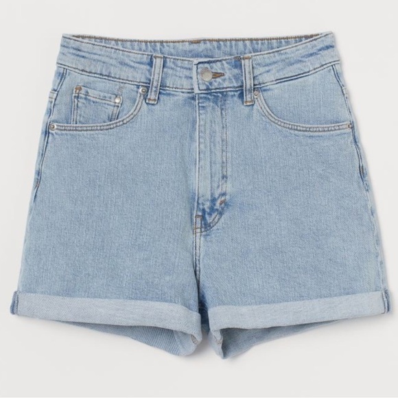 H&M Pants - H&M Mom Ultra High Denim Shorts in Light denim blue size 26 NWT